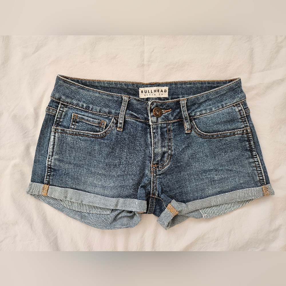 Low waisted shorts